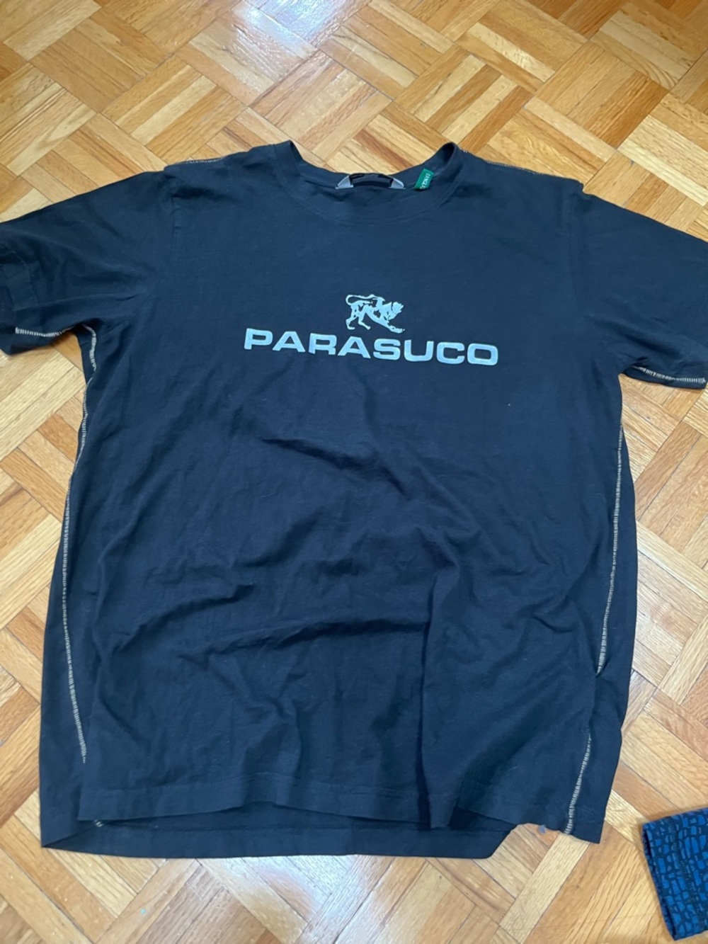 Parasuco Black Tee with Mint Logo